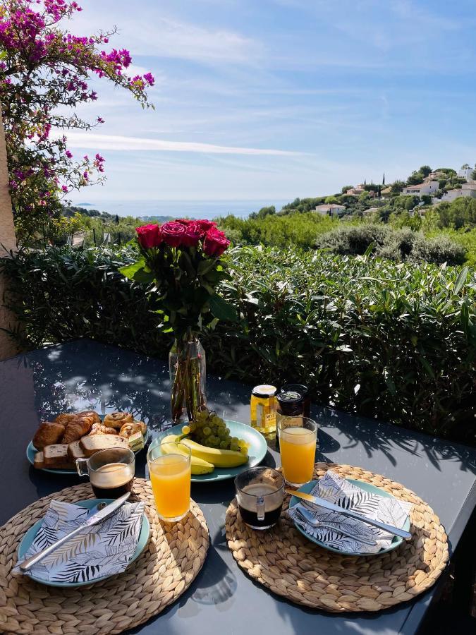 Spa & Vue Mer - Les O De Bandol Bagian luar foto