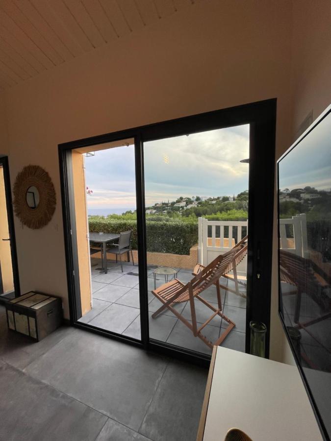 Spa & Vue Mer - Les O De Bandol Bagian luar foto