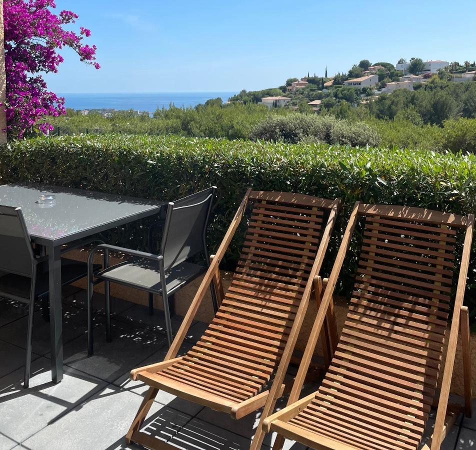Spa & Vue Mer - Les O De Bandol Bagian luar foto